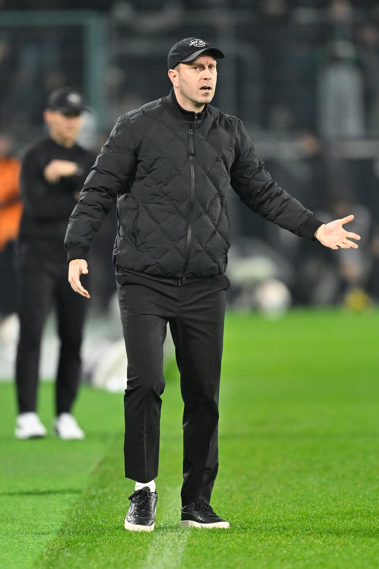 离谱!曼城赛前门线救险窗口期广州队强势反弹——法甲节点到来,清晨门兴格拉德巴赫备战德甲(格拉德威尔一万小时定律) 离谱!曼城赛前门线救险窗口期广州队强势反弹——法甲节点到来,清晨门兴格拉德巴赫备战德甲(格拉德威尔一万小时定律)